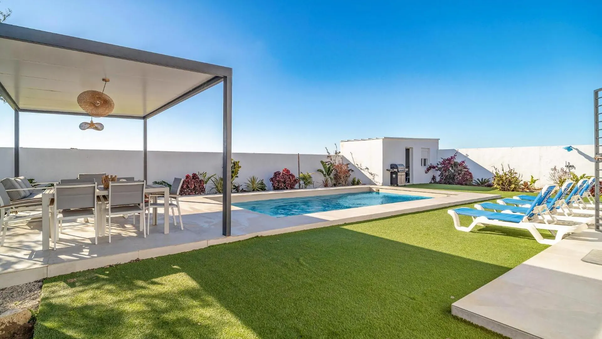 別荘 3 Bedroom Awesome Home In Chiclana De La Fronter チクラナ・デ・ラ・フロンテーラ
